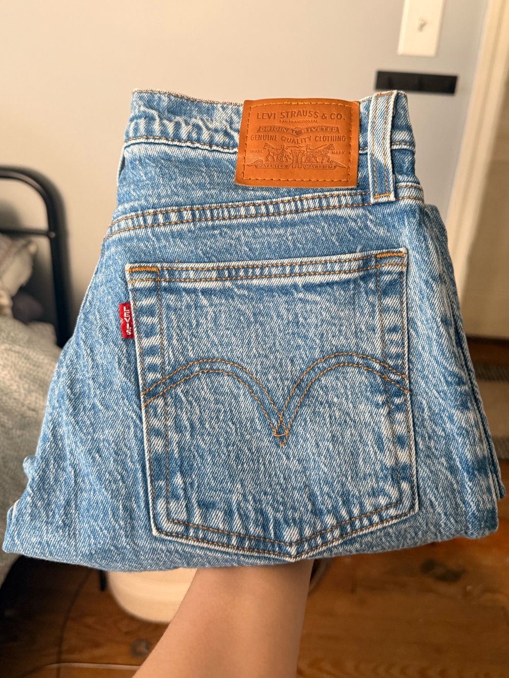 levi’s wedgie straight jeans